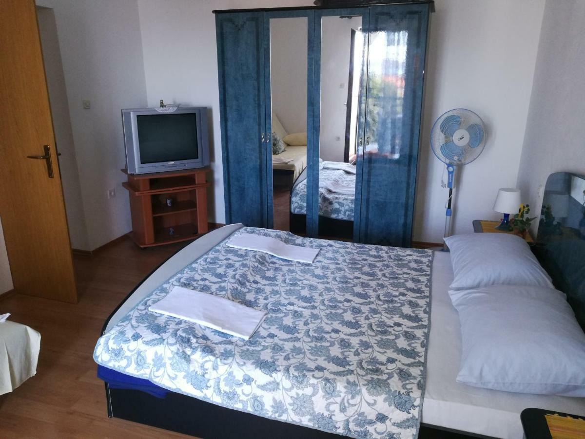 Apartman Ban Brodarica  Εξωτερικό φωτογραφία